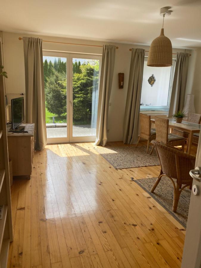 V Gemuetliches Gartenhaus Smihel nad Pliberkom エクステリア 写真